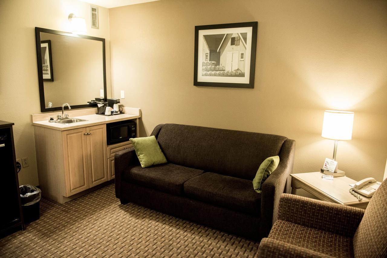 Travelodge Suites By Wyndham Moncton Zewnętrze zdjęcie