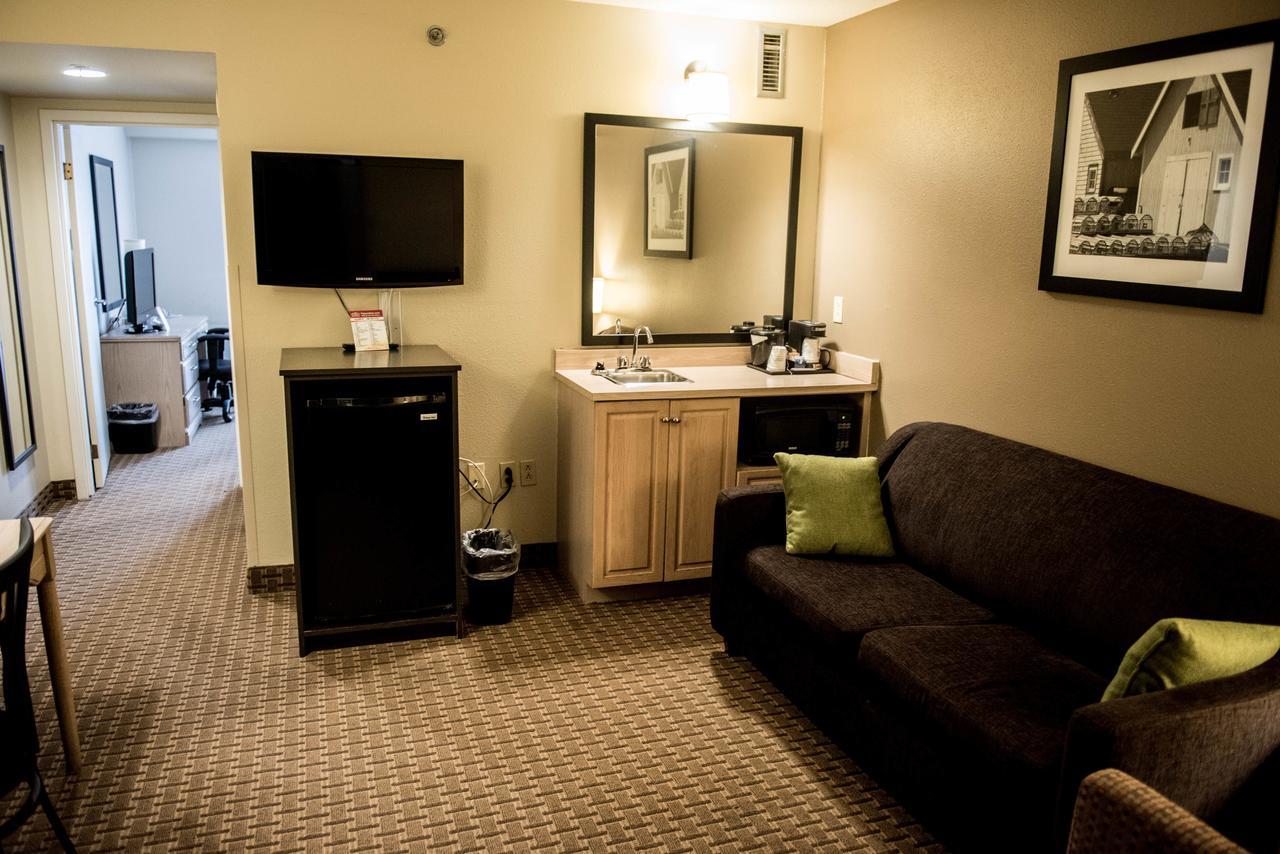 Travelodge Suites By Wyndham Moncton Zewnętrze zdjęcie