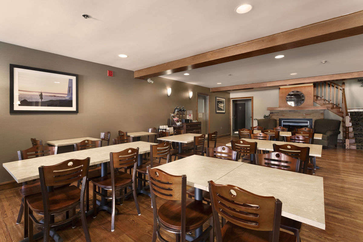 Travelodge Suites By Wyndham Moncton Zewnętrze zdjęcie